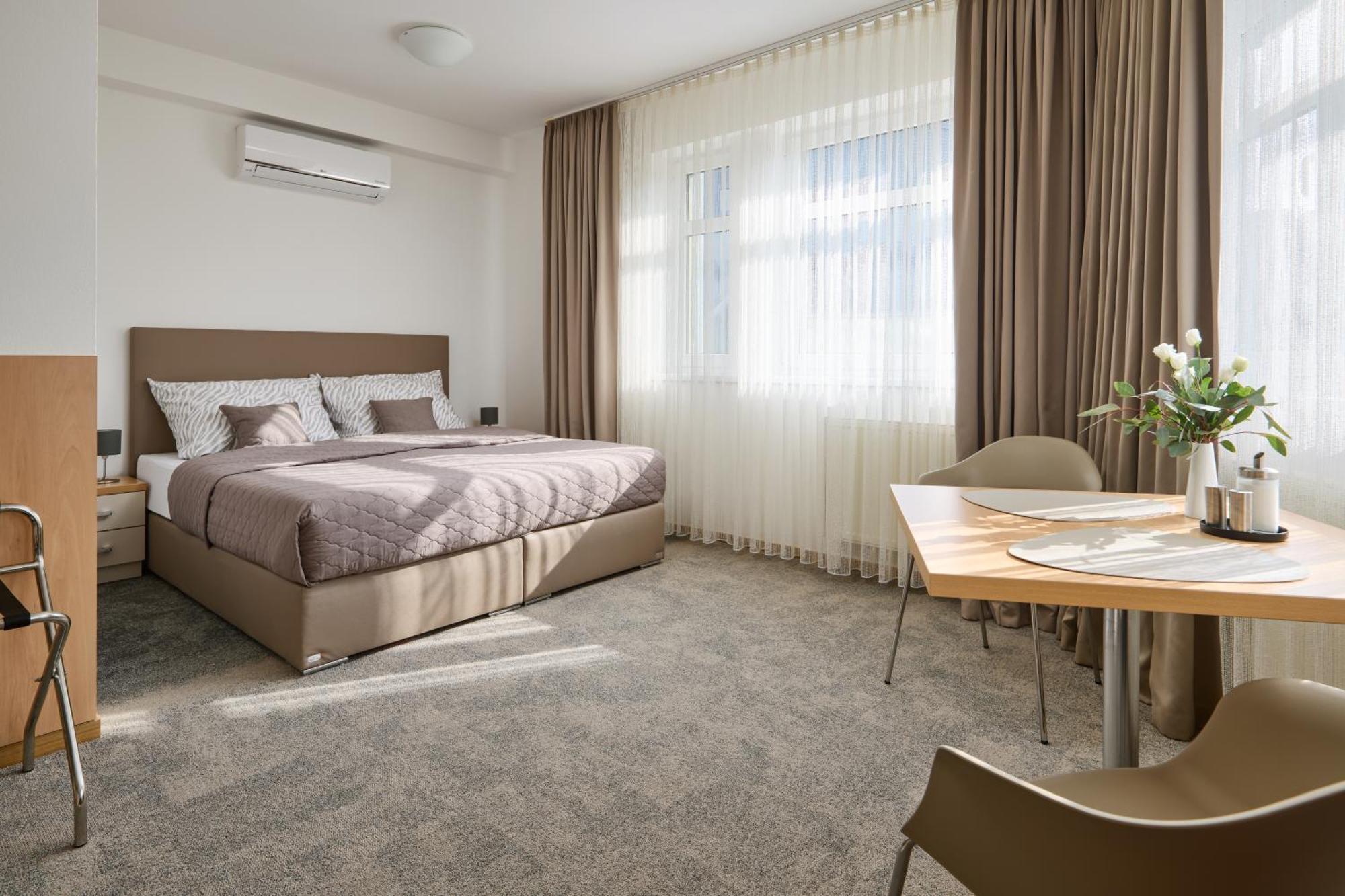 Hotel Osvit Mladá Boleslav Eksteriør billede